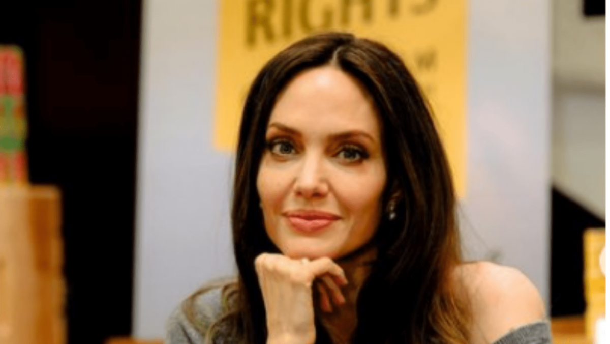 Nie do wiary! Angelina Jolie spotyka się z byłym partnerem polskiej aktorki!