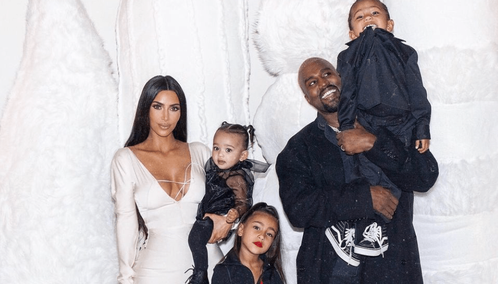 Kim Kardashian z mężem i dziećmi.