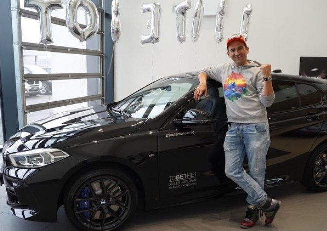 Michał Koterski dostał auto od BMW – “mały ale wariat”!