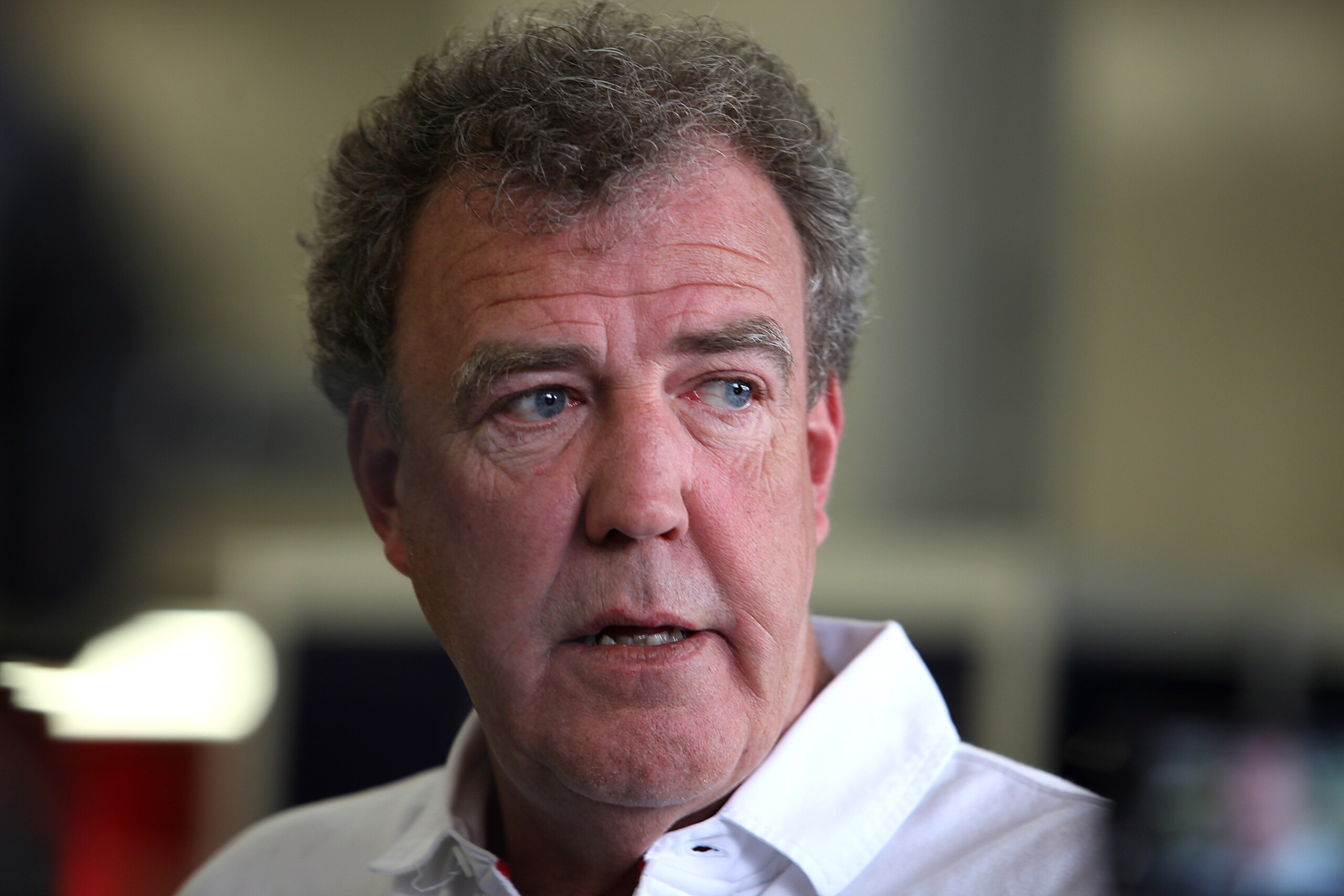 Jeremy Clarkson pobity, związany i oblany moczem podczas urlopu – co się stało?