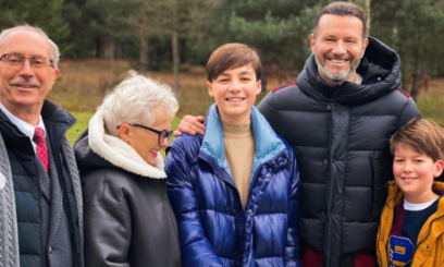 Radosław Majdan w towarzystwie synów żony i jej rodziców
