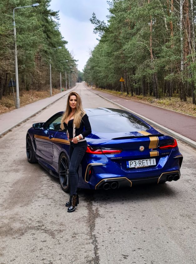 Sylwia Peretti i jej auto za ponad milion złotych!