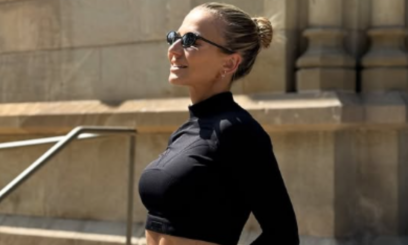 Stylizacja Anny Lewandowskiej podbija Barcelonę. „Hot pants” wracają w wielkim stylu