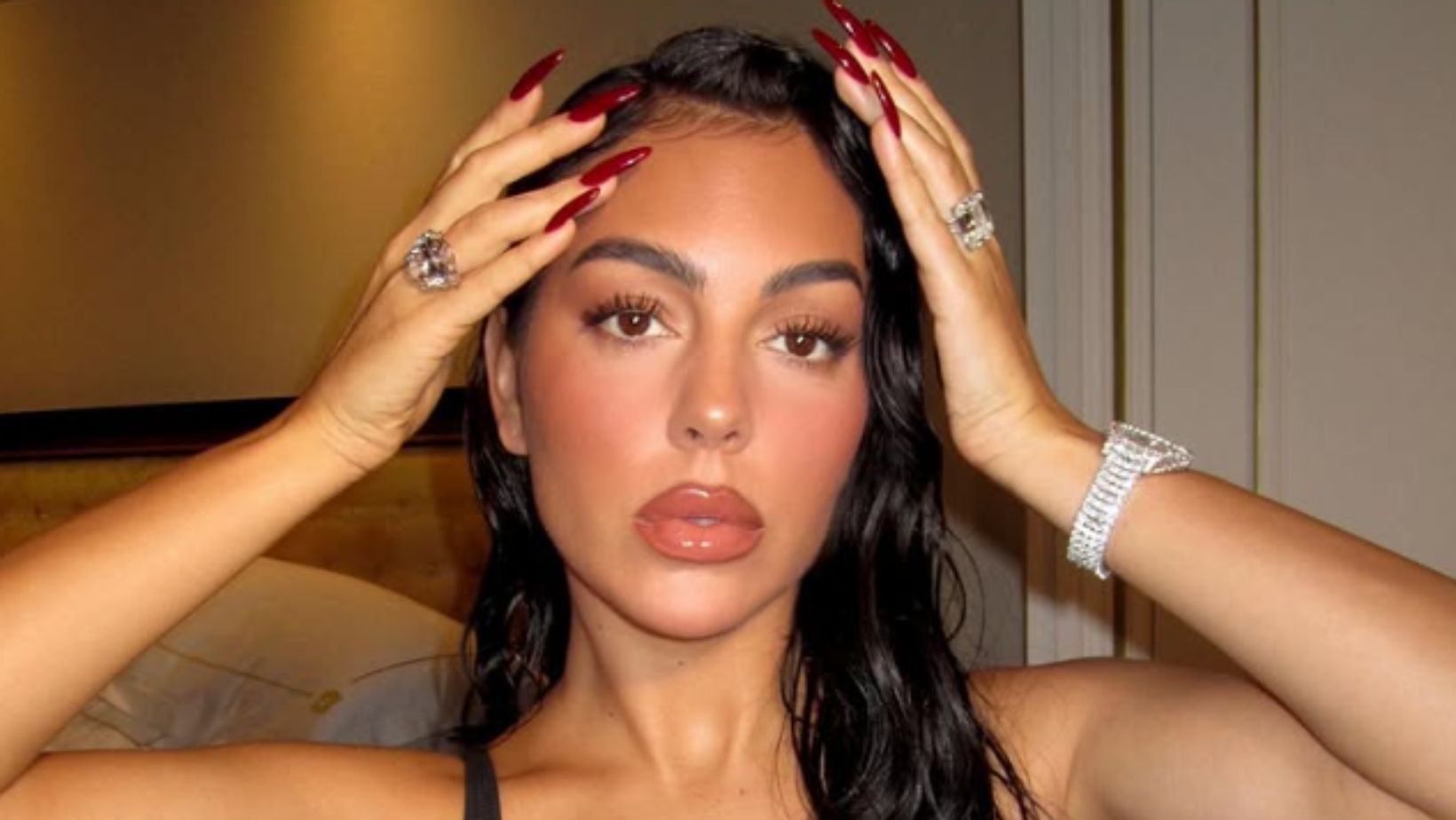 Boska Georgina Rodriguez w kusym bikini zachwyca kształtami