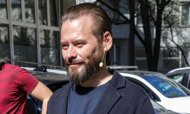 Stanowski tłumaczy się z klubu go go.