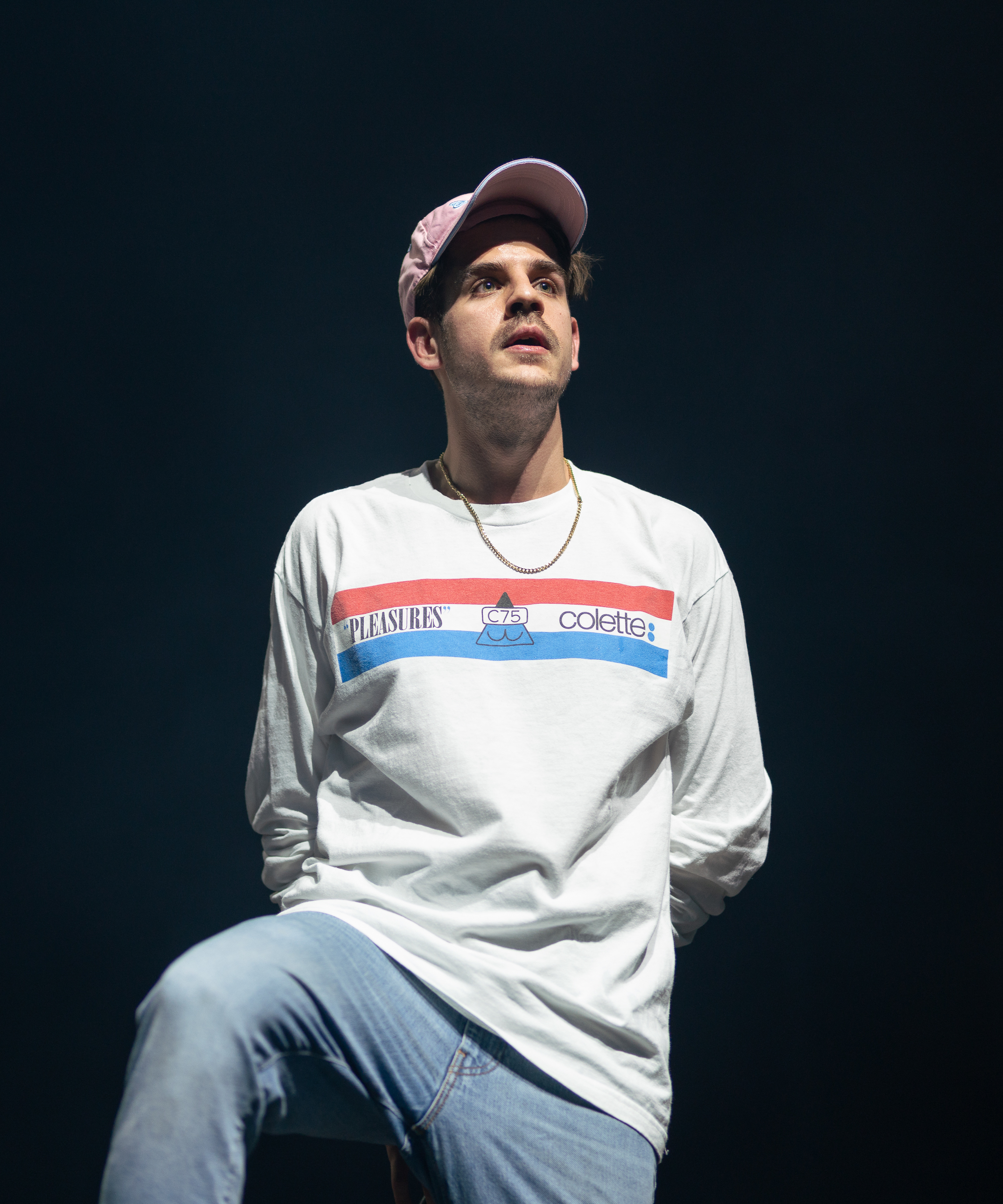 Taco Hemingway w tarapatach. Lek z jego piosenki pod lupą GIF-u