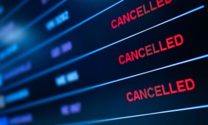 Nagłe odwołania lotów. Polacy potrzebują pomocy, ambasada wydaje komunikat.