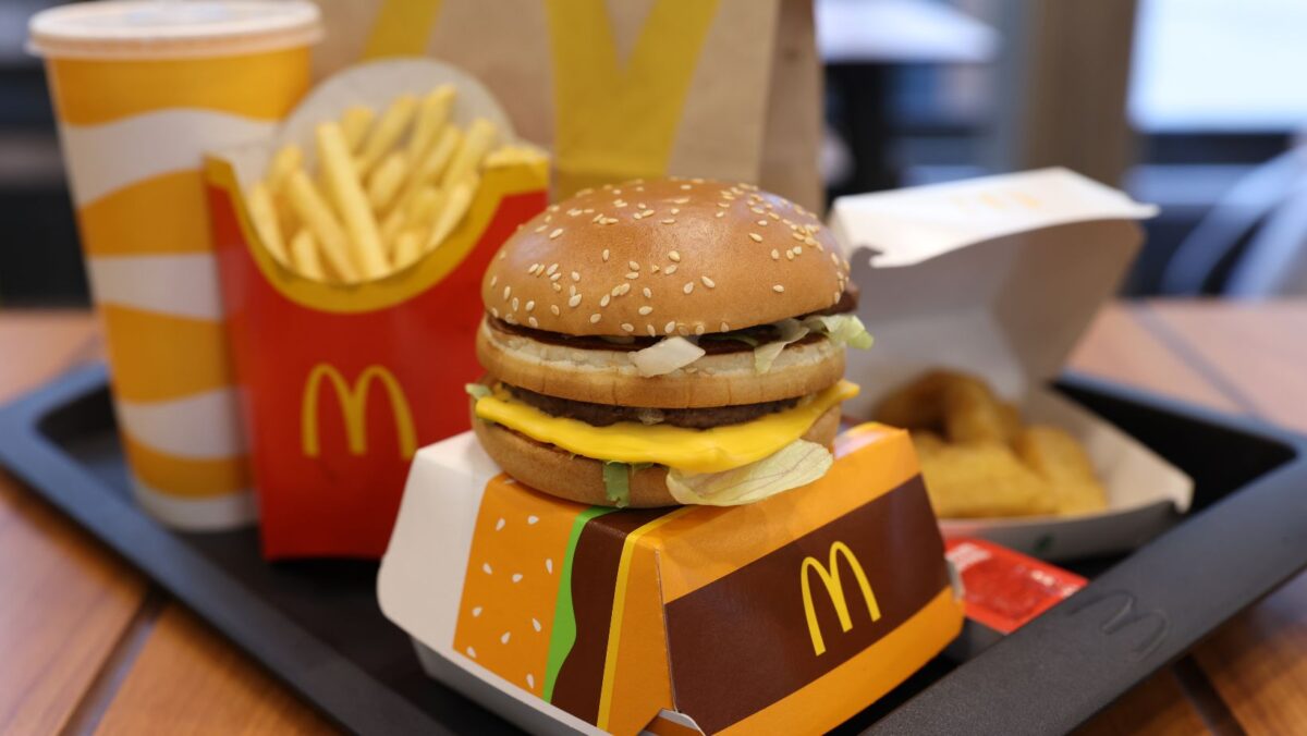 Zarobki w McDonald’s. Ile naprawdę można zarobić na różnych stanowiskach?