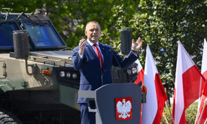 Karol Nawrocki zabrał głos w sprawie wydatków na wojsko. Postawił rządowi jasny warunek